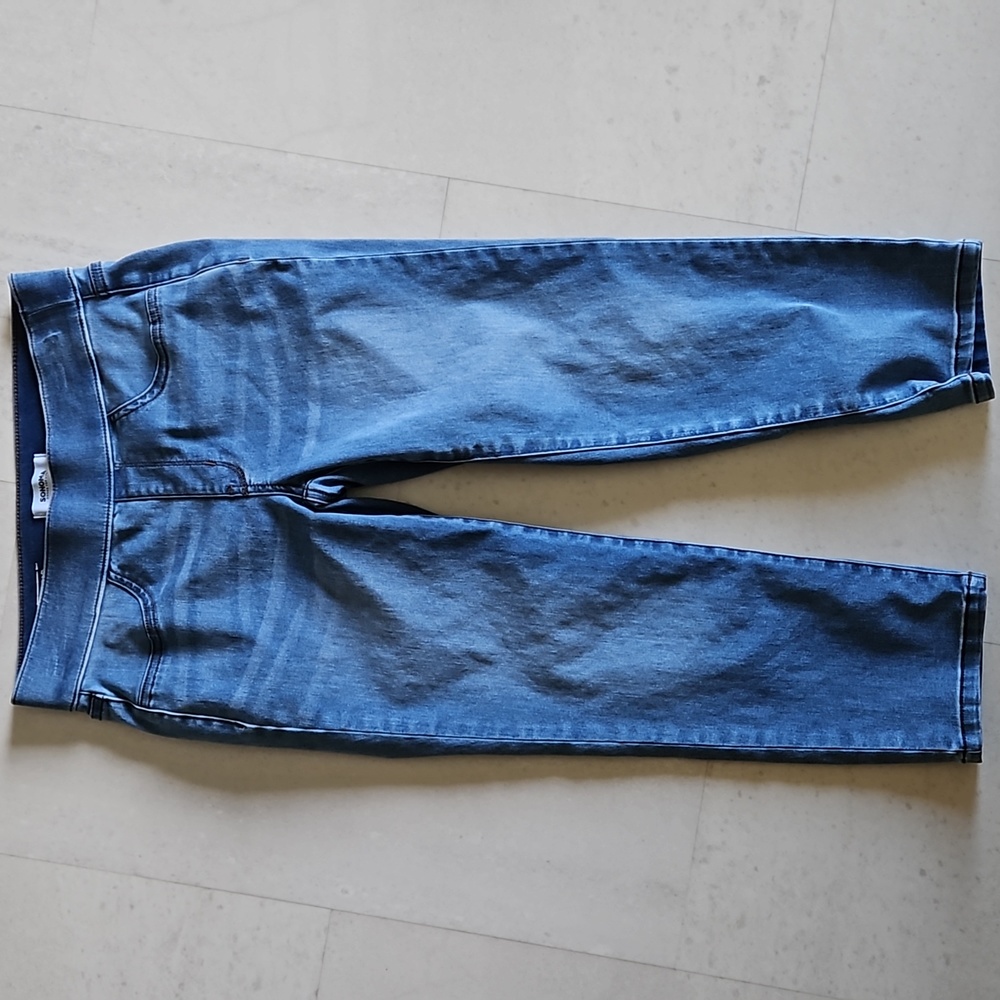 Womens Sonoma Capri length jean - please read item about size